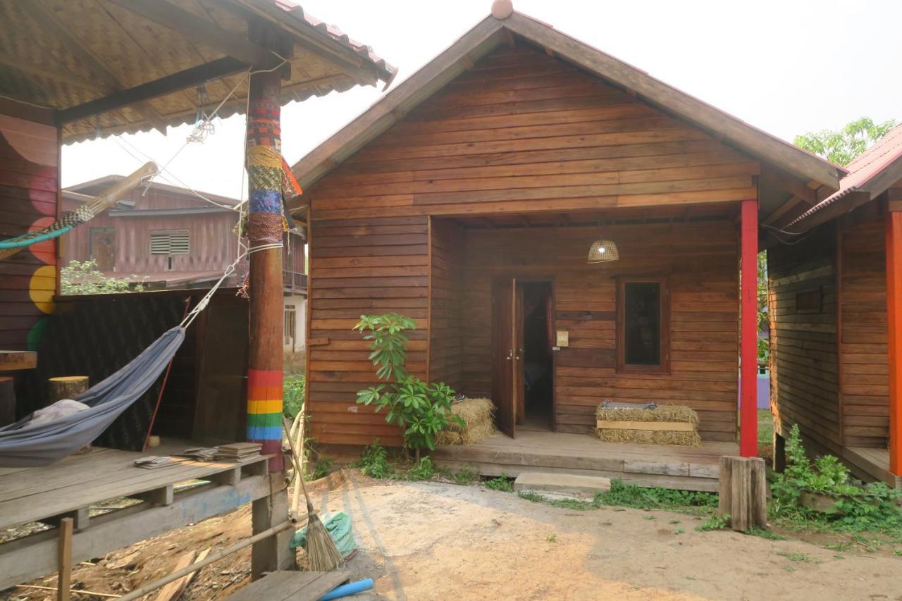 Samaki Guesthouse - Tad Lo Ban Donkhagnoung Екстер'єр фото