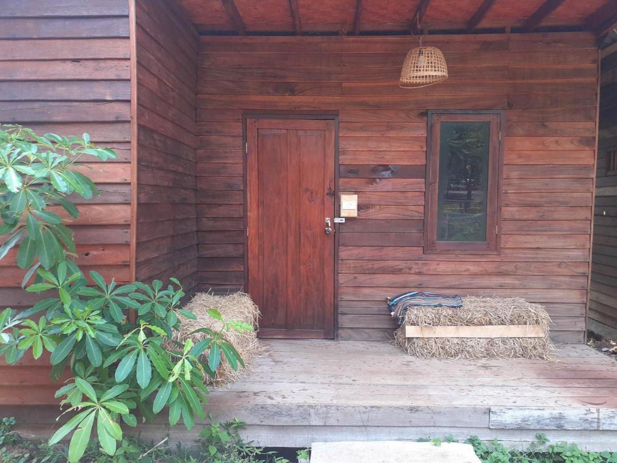 Samaki Guesthouse - Tad Lo Ban Donkhagnoung Екстер'єр фото